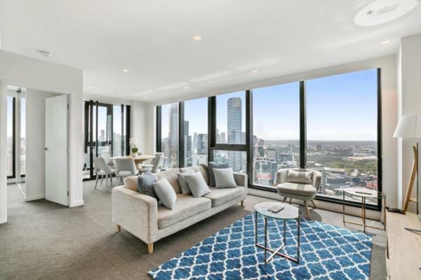 Experience Platinum Hotel Apartments เมลเบิร์น ภายนอก รูปภาพ