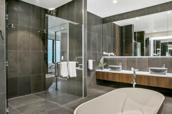 Experience Platinum Hotel Apartments เมลเบิร์น ภายนอก รูปภาพ