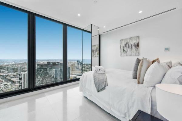 Experience Platinum Hotel Apartments เมลเบิร์น ภายนอก รูปภาพ