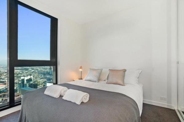 Experience Platinum Hotel Apartments เมลเบิร์น ภายนอก รูปภาพ